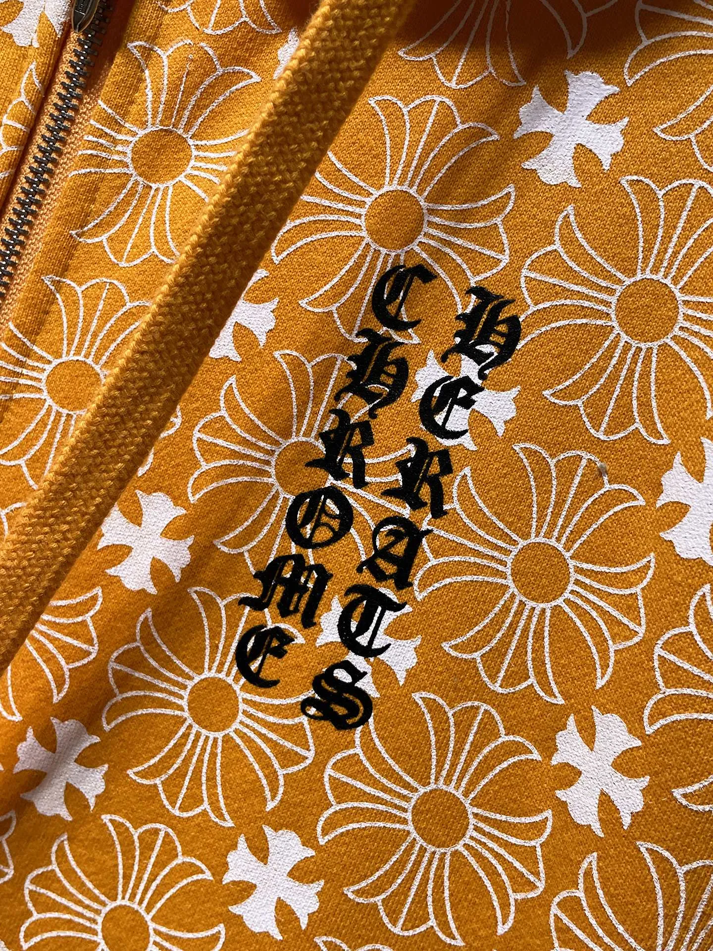 P260 Chrome Hearts Autumn and Winter 2025 Counter Synchronization ❤️ Chrome Hearts Horseshoe Dark Pattern Logo Blue Zipper Sweater Improved Customized Version 1:1 High Weight High Quality Fabric Recommended Colors: Customized Blue Customized Green Customized Orange Sizes: S, M, L, XL